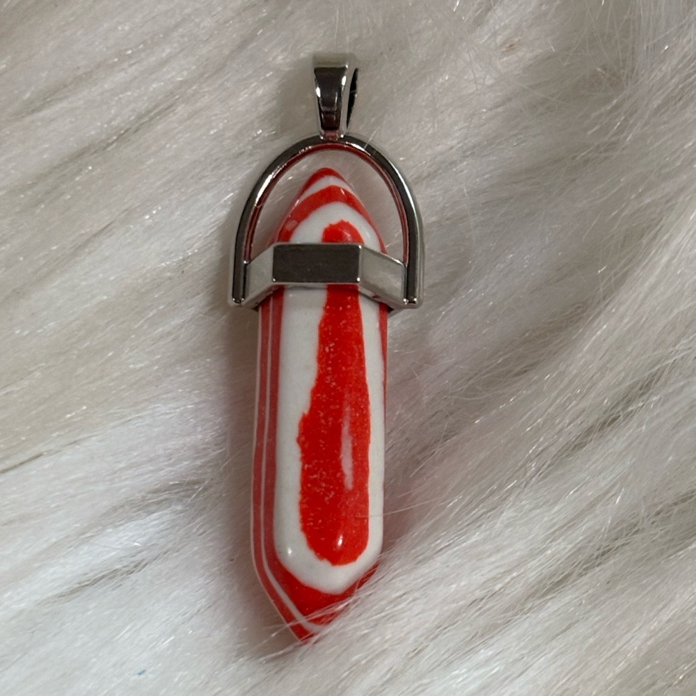 Red Malachite Crystal Pendant Reiki Chakra NWOT